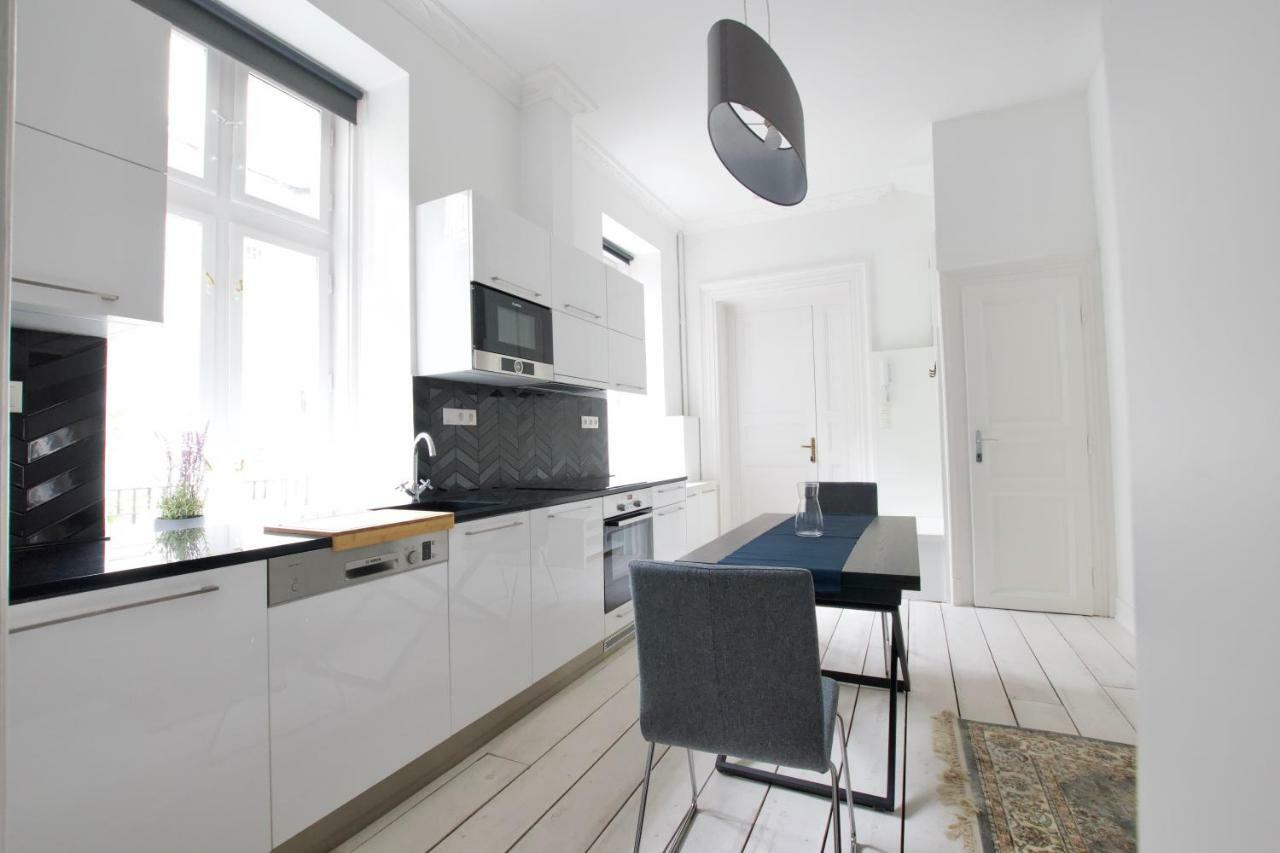 Luxury Apartment By Hi5 - Oktober 6 Street 부다페스트 외부 사진